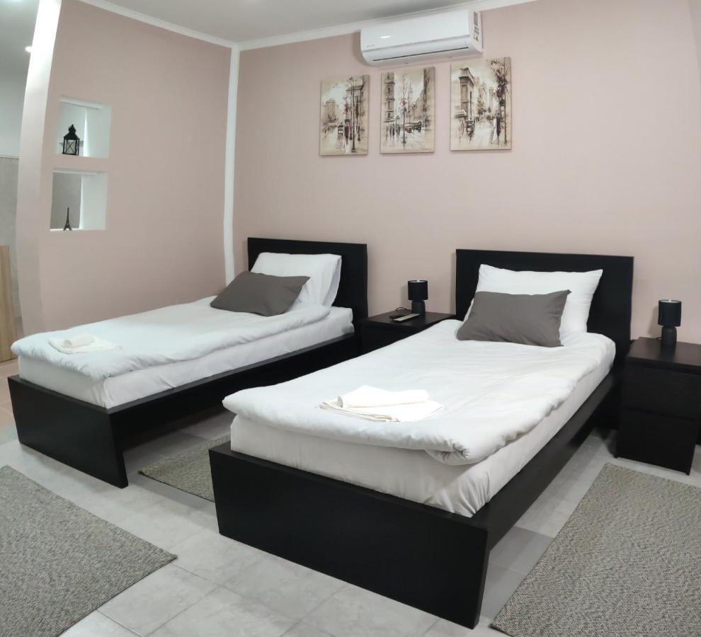 Airport Apartment Air Surčin Esterno foto